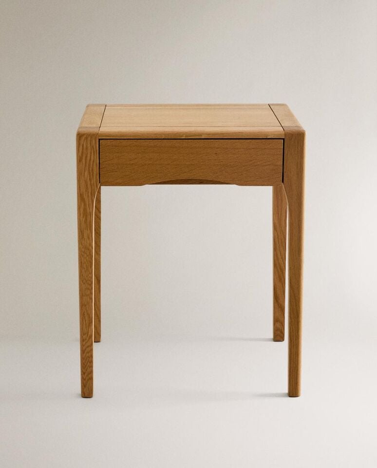 ÇEKMECELİ MEŞE KOMODİN