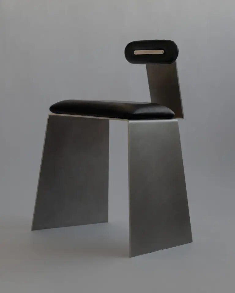 Kapsül Deri Sandalye | Ham Alüminyum & Toskana Derisi