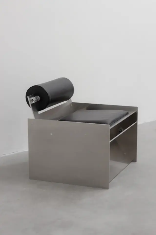 Bruno Alüminyum Berjer | Toskana Derisi & Heykelsi Tasarım