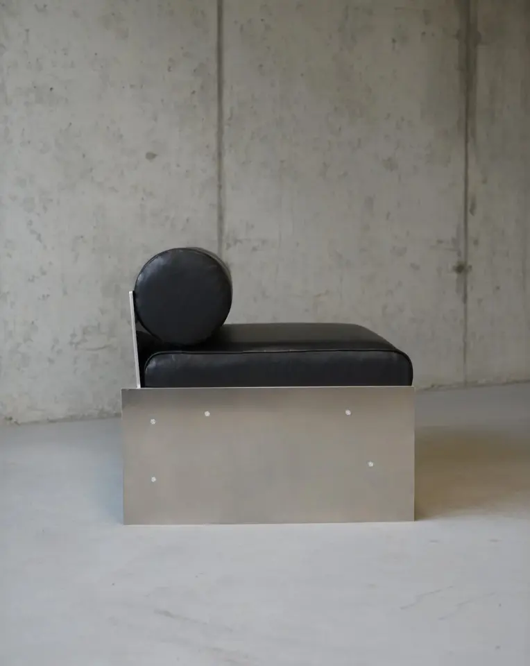 Bruno Alüminyum Modüler Koltuk | 8mm Masif Metal & Toskana Derisi